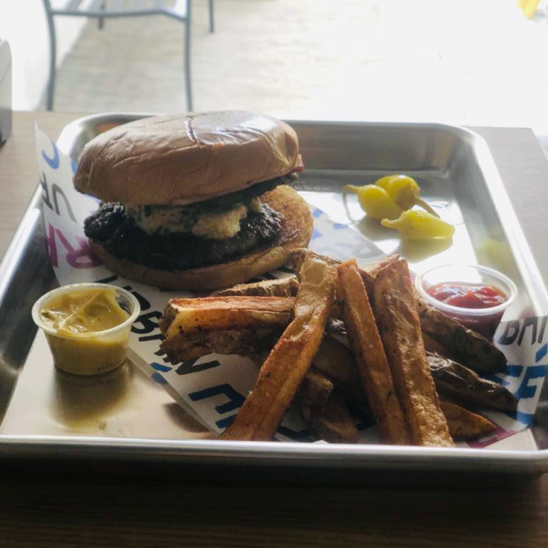 Combo-Raga con Papas y limonada