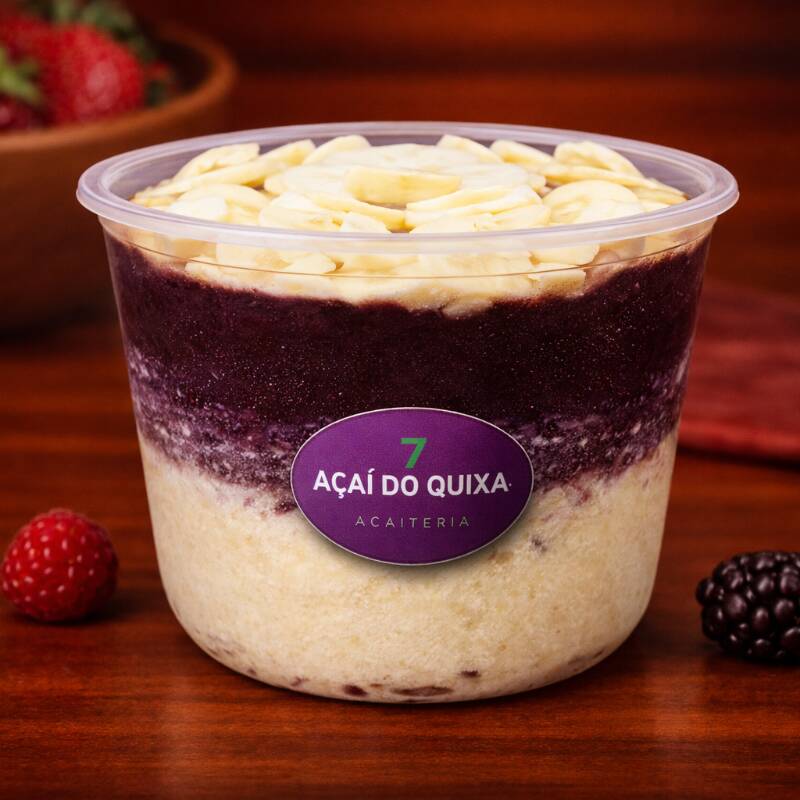 E que tal uma mistura gelada?? Pote de 500ml delicioso com acompanhamentos , frutas e coberturas à seu gosto. 2 camadas