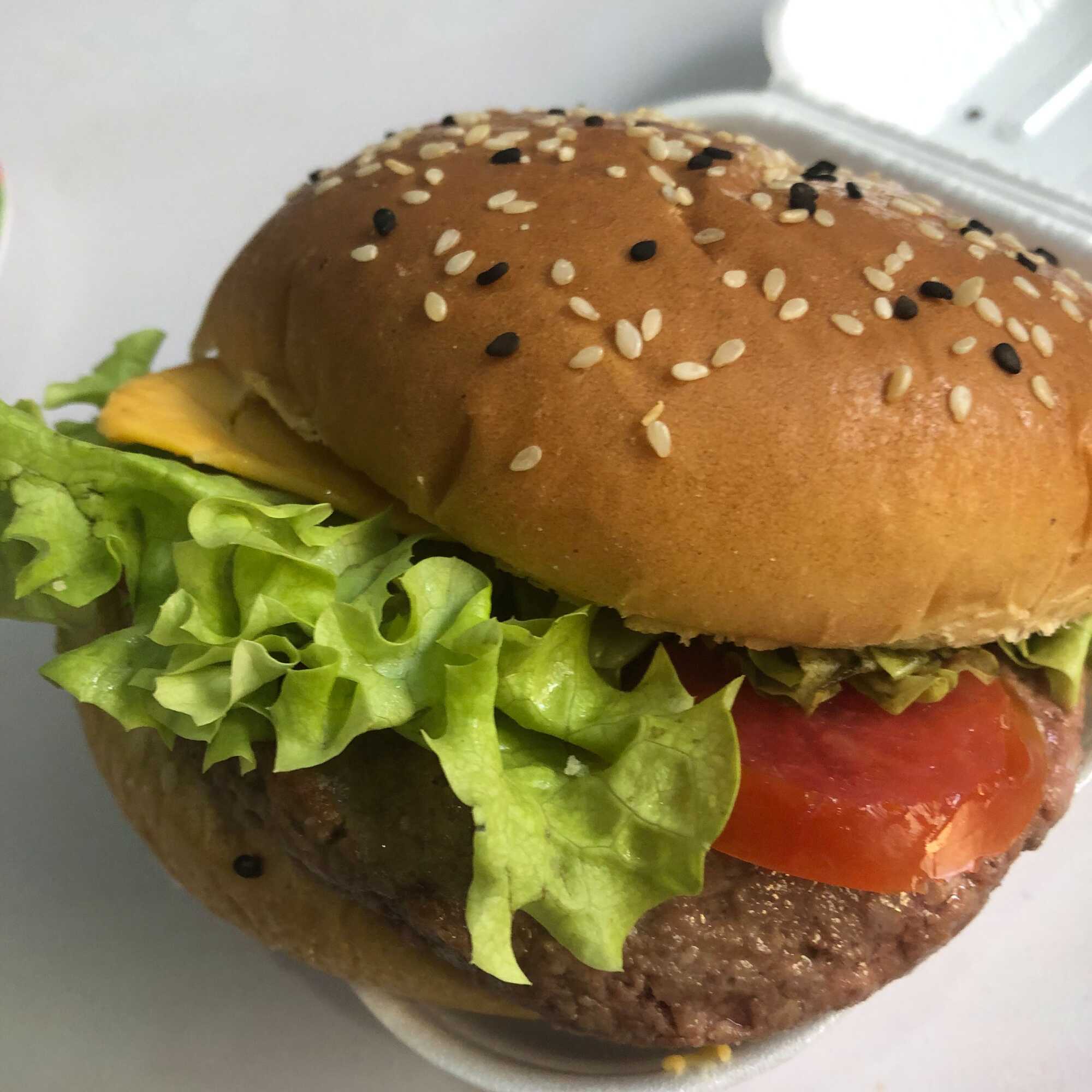 Hamburgesa de Res Sirlon con Queso