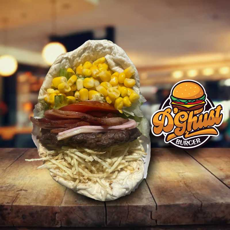 Pão, carne, bacon, ovo, mussarela, presunto, alface, tomate, milho e batata palha