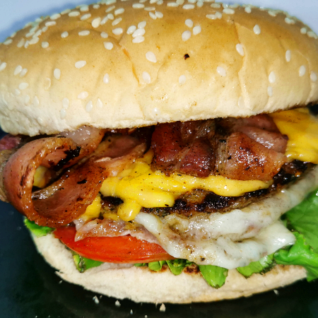 Hamburguesa Tocino Doble Queso + PAPAS.