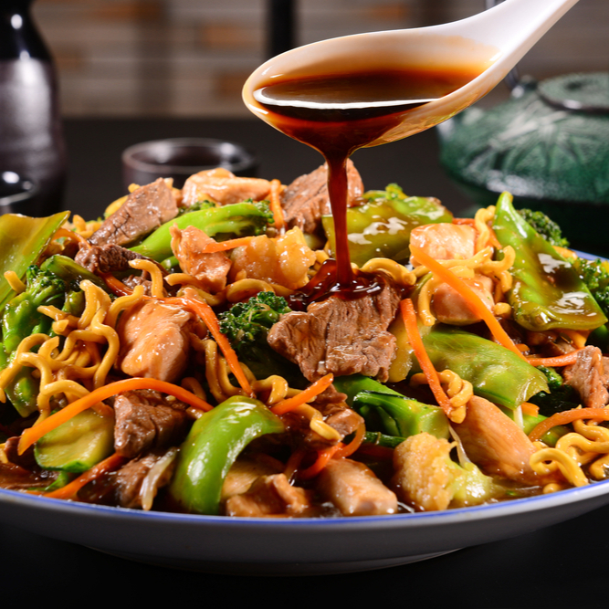 Yakisoba Filete de Res