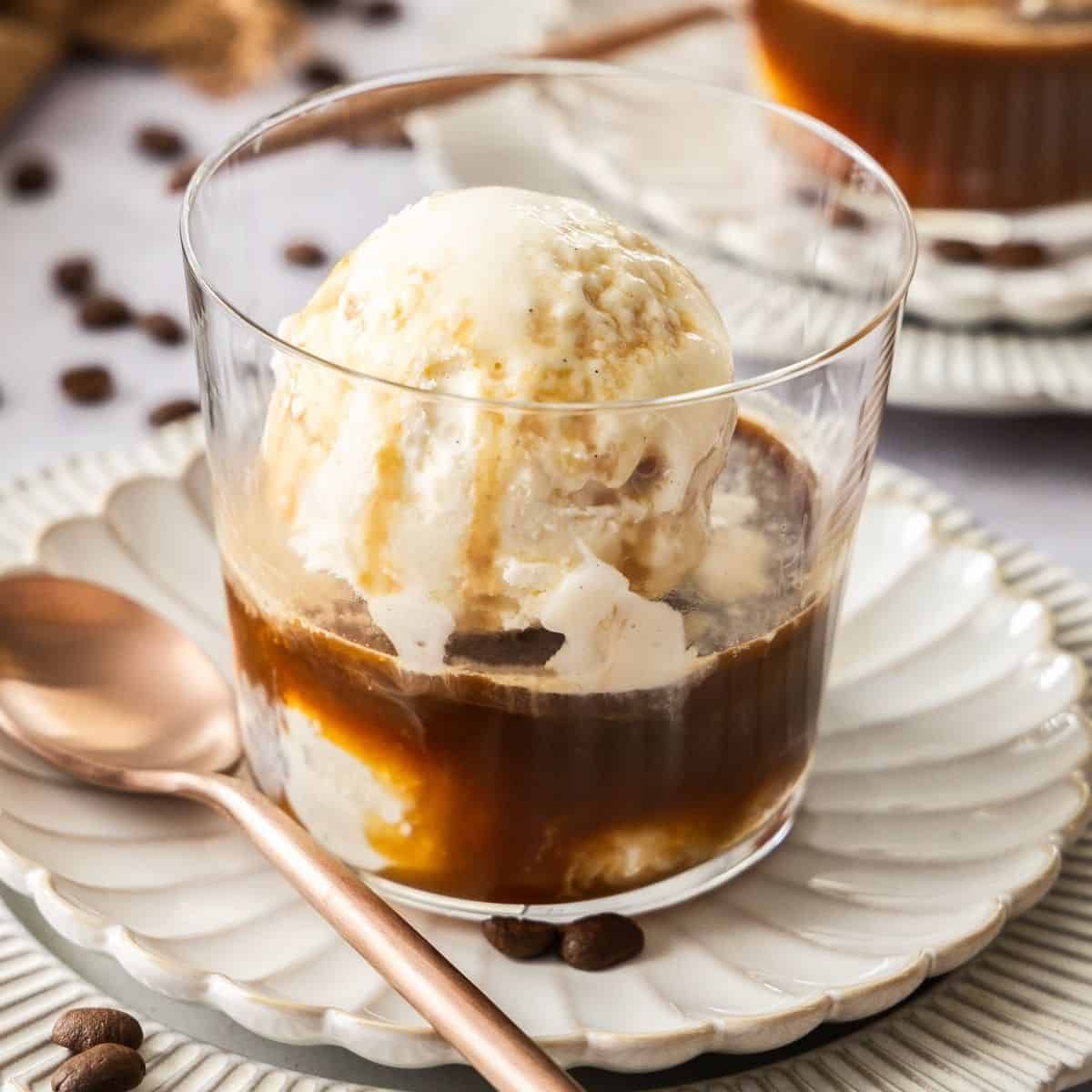 Vanilla Affogato