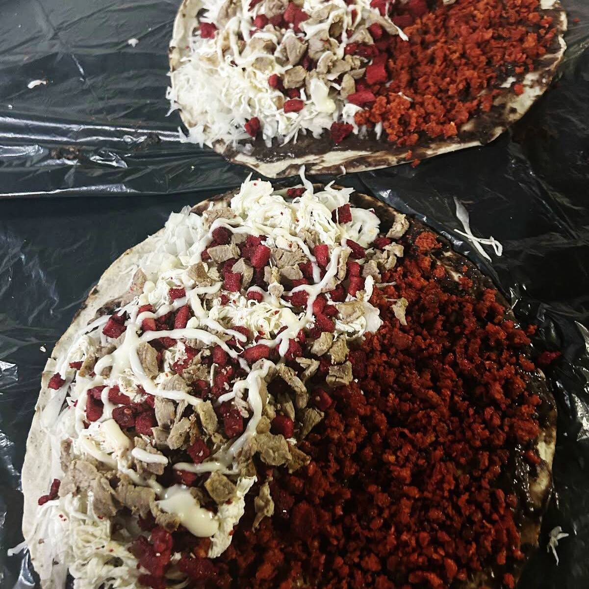 TLAYUDA ESPECIAL