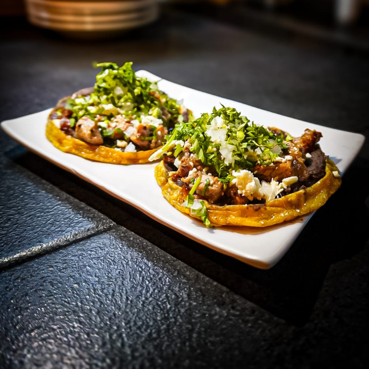 Sopes de Arrachera