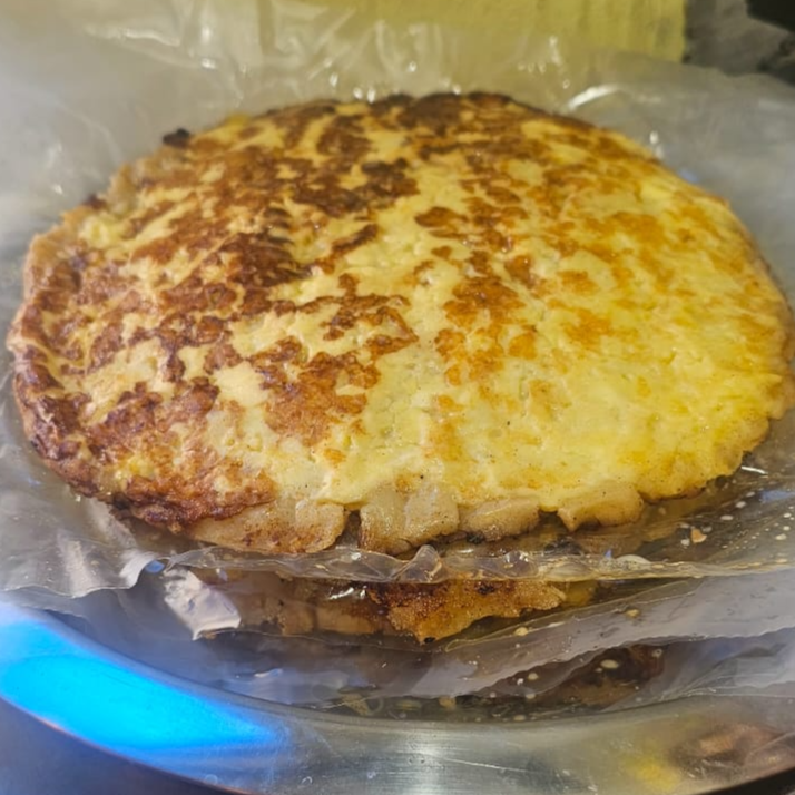 Tortilla con Queso con Natilla Y Bebida