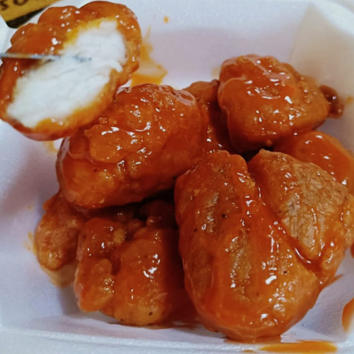 Boneless Premium con Papas