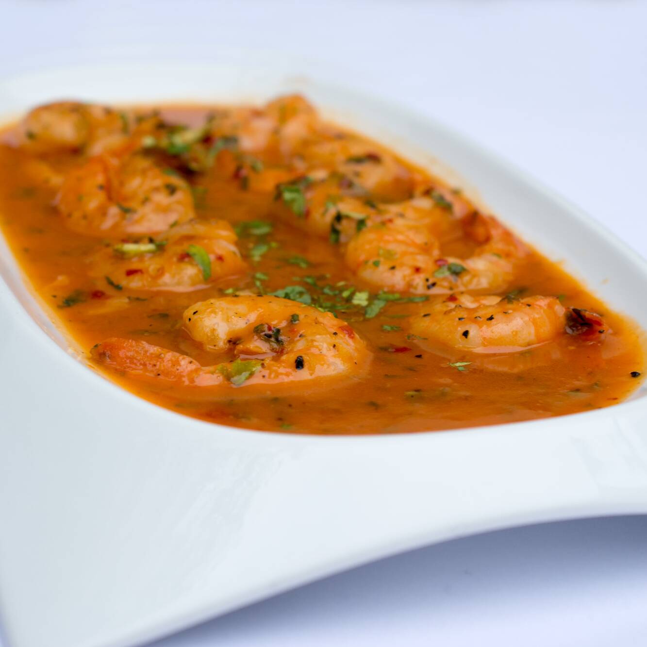 Camarones a La Diabla con Arroz