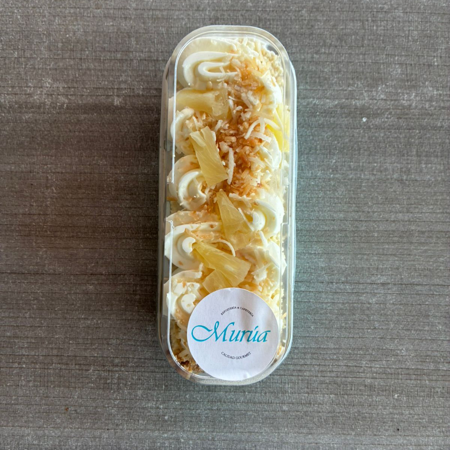 Chunk Cake 3 Leches Piña con Coco