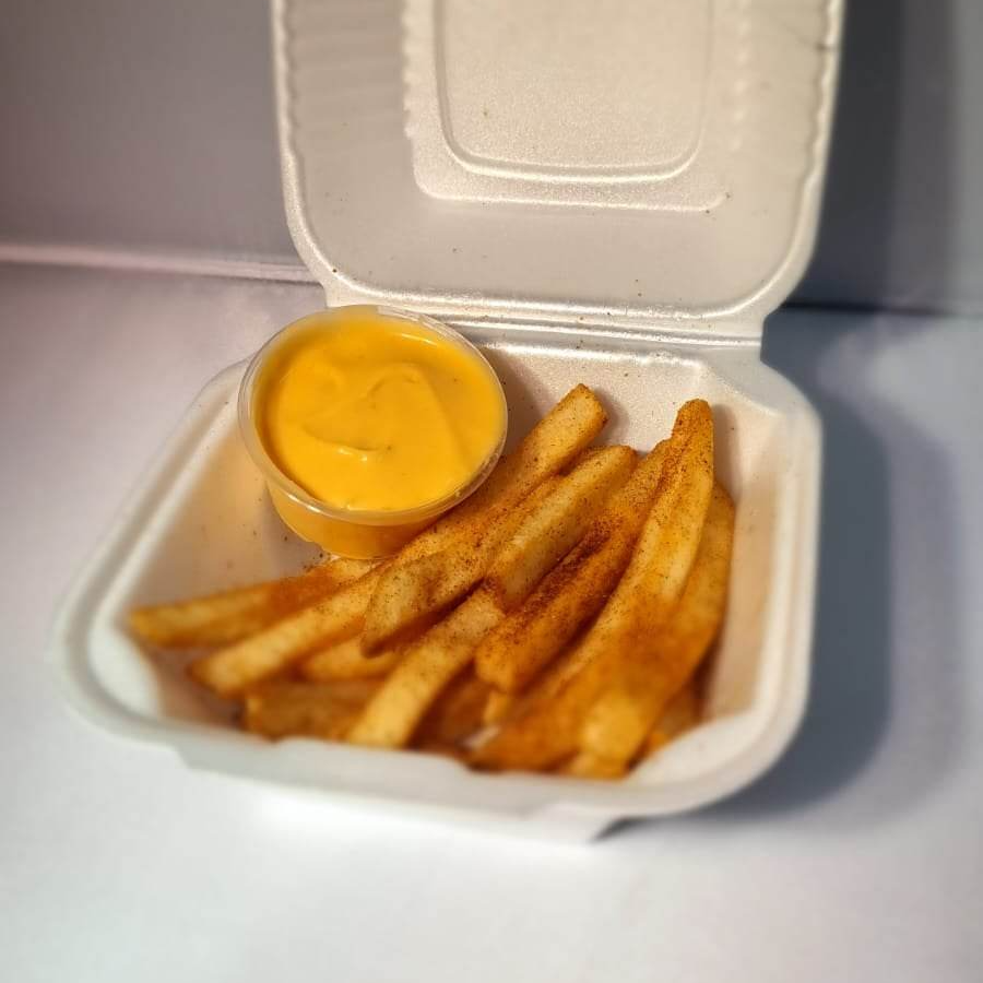 Papas Fritas Sazonadas y Jalapeño Cheddar