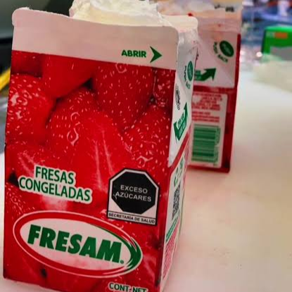Cajita de Fresas con Crema