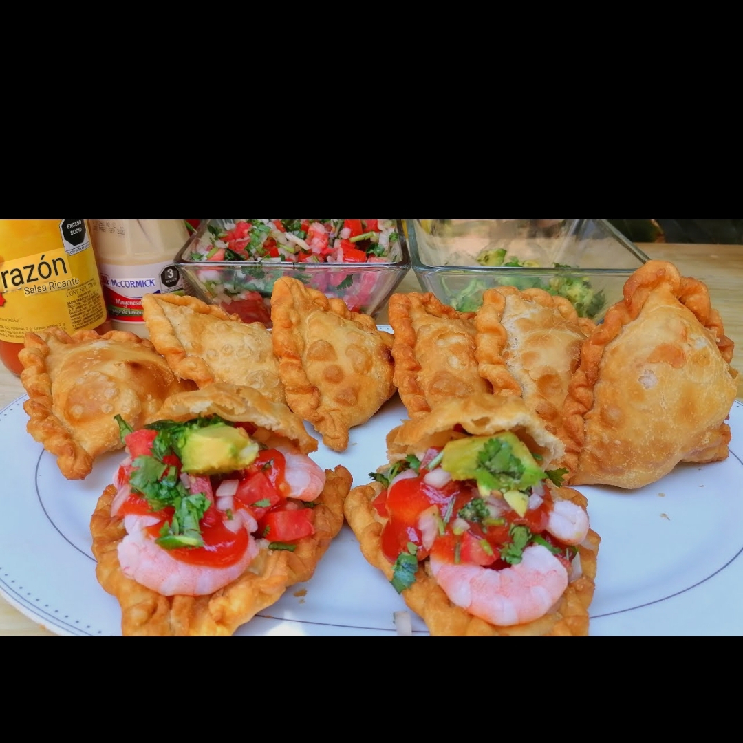 Empanadas cmpechanas c/queso