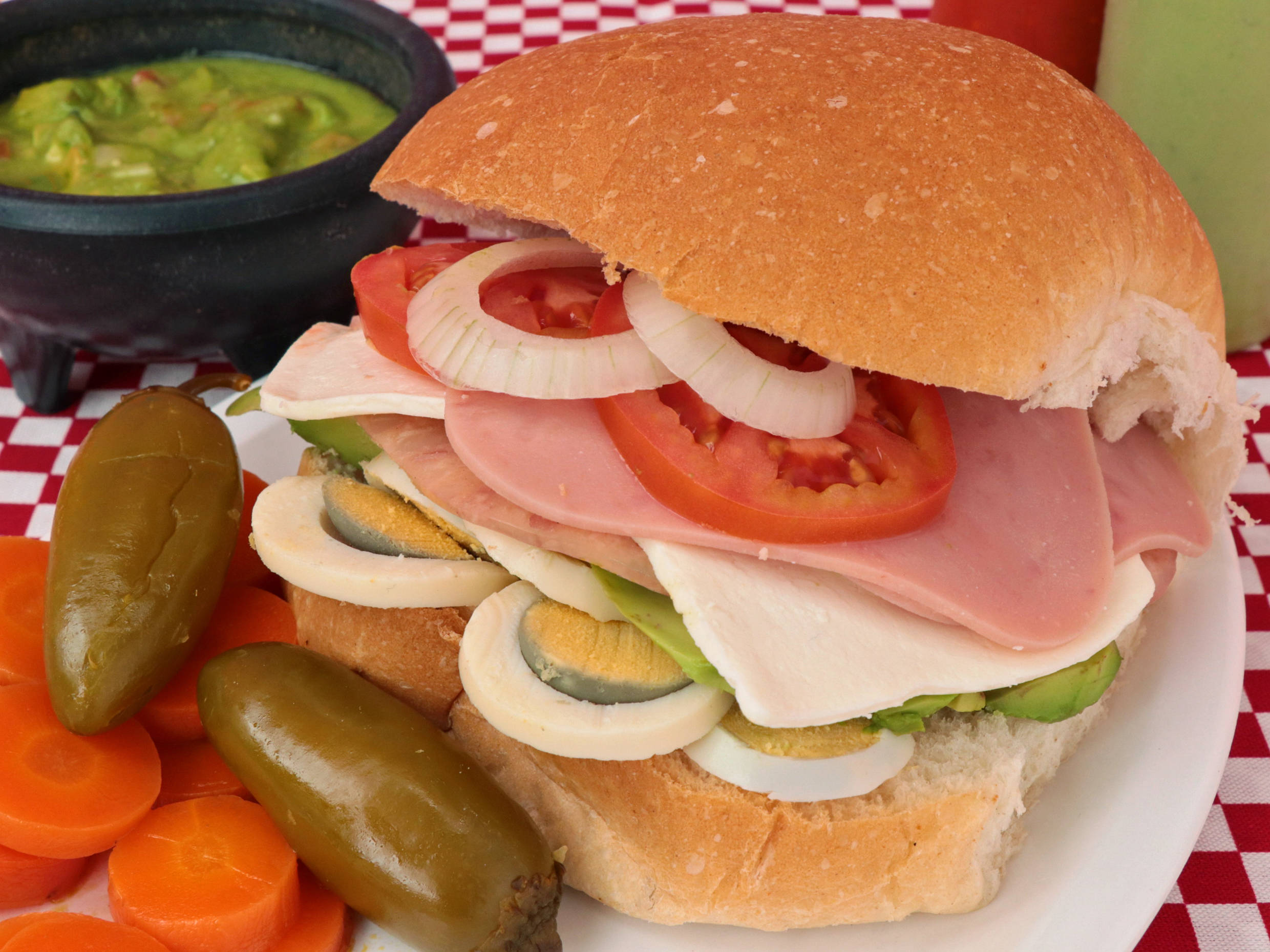 Torta de Carnes Frías