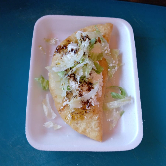 Quesadilla Frita de Pierna