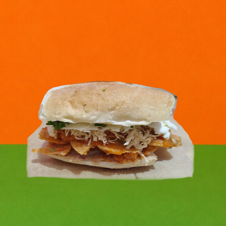 TORTA DE CHILAQUILES SENCILLA