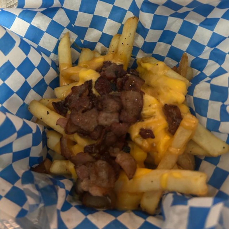 Papas con Queso y Tocino