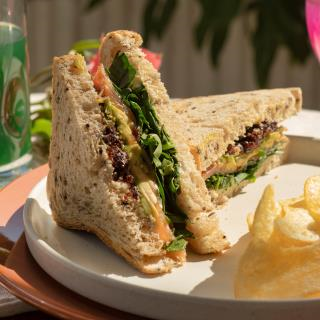 SANDWICH DE SALMON