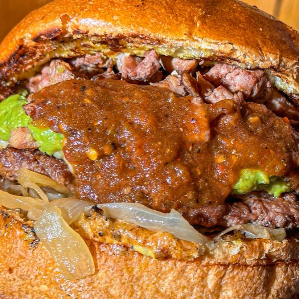 Hamburguesa Con Carne Asada