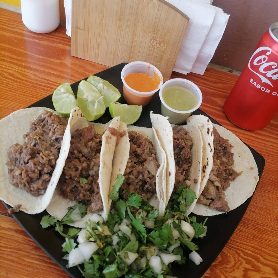 TACOS DE BARBACOA