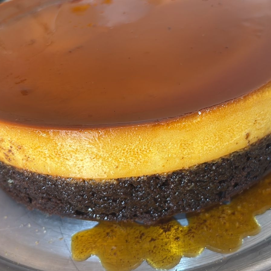 Choco flan y frappé de café clásico