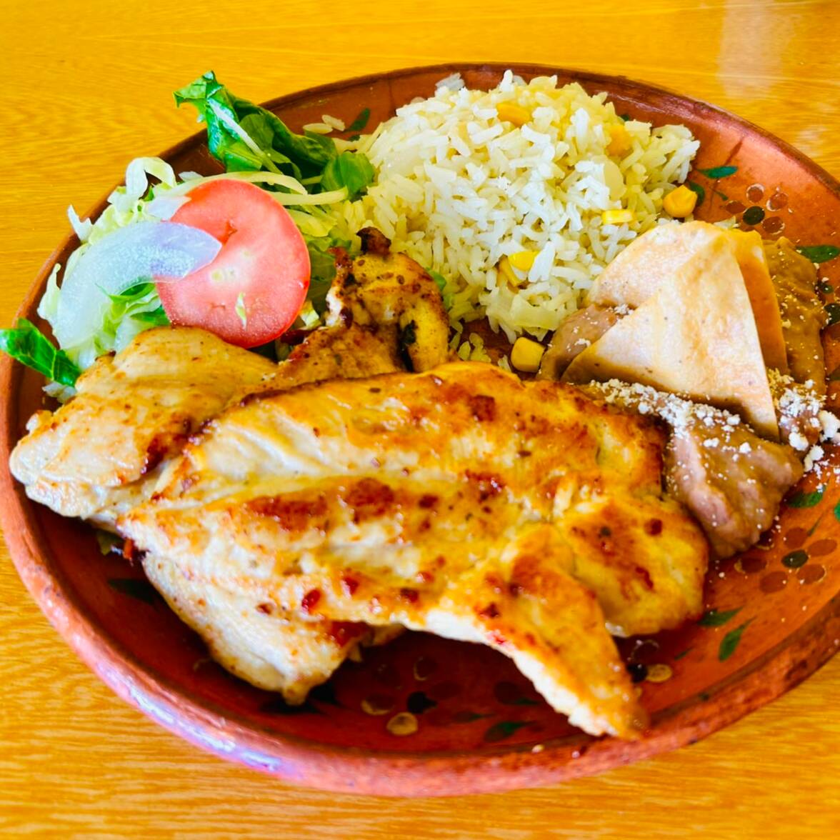 Pollo a la Plancha + 1/2 L de Agua