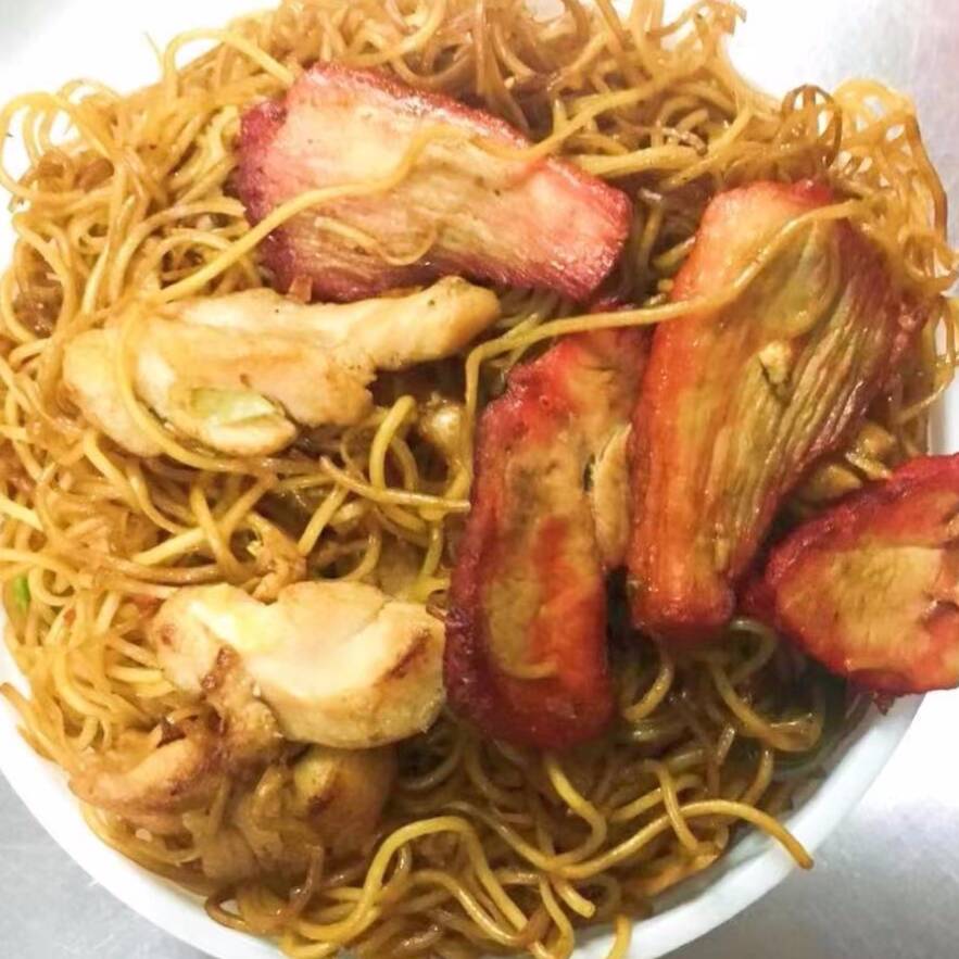45. Chop Suey Seco con Lechón y Pollo 叉鸡干炒