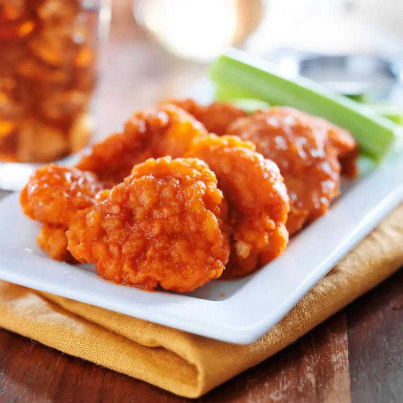 Boneless Búfalo Con Papas Y Refresco