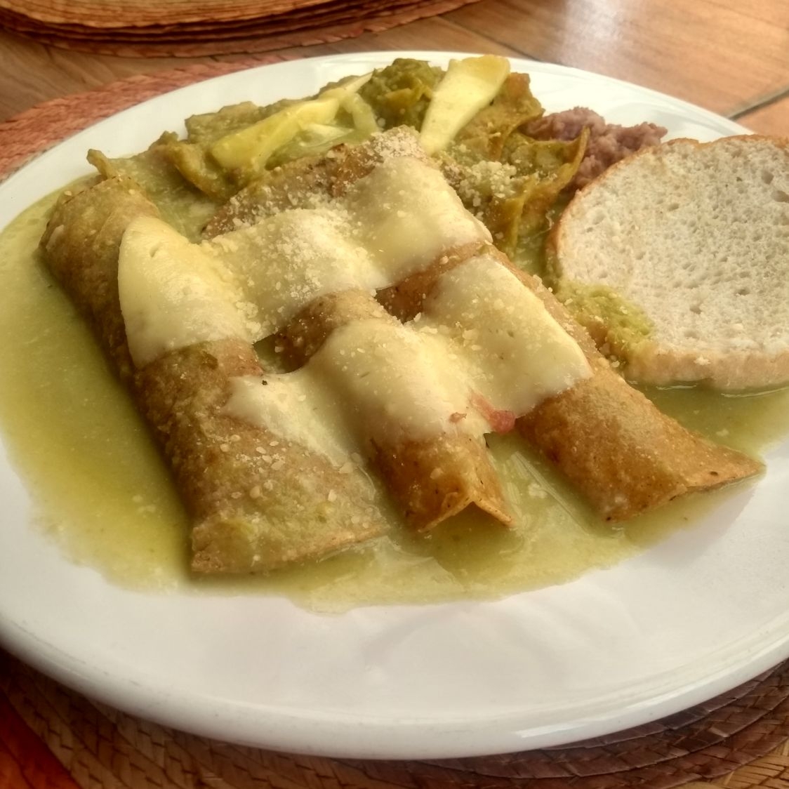 Enchiladas Verdes