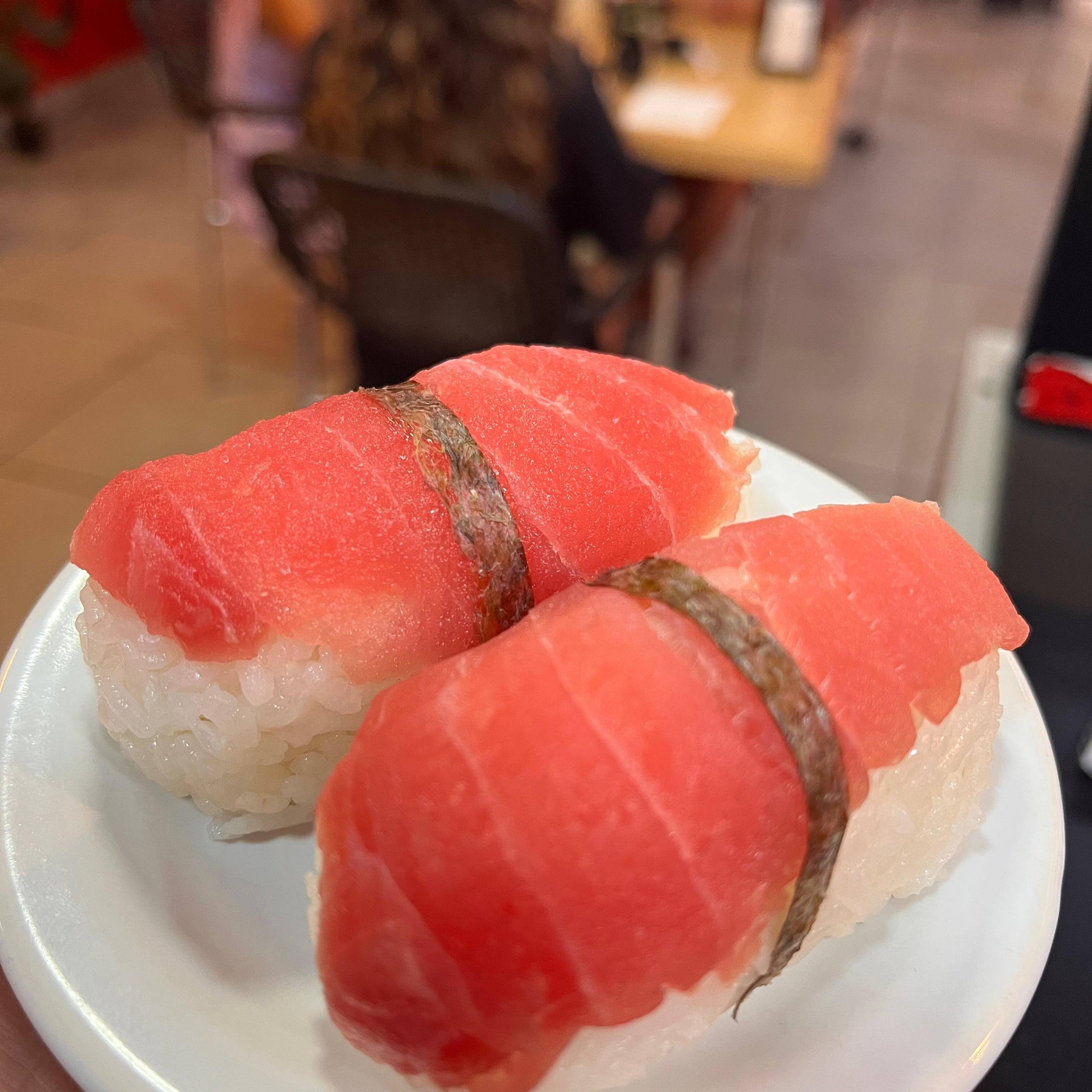 Nigiri de Atún (1 pza)