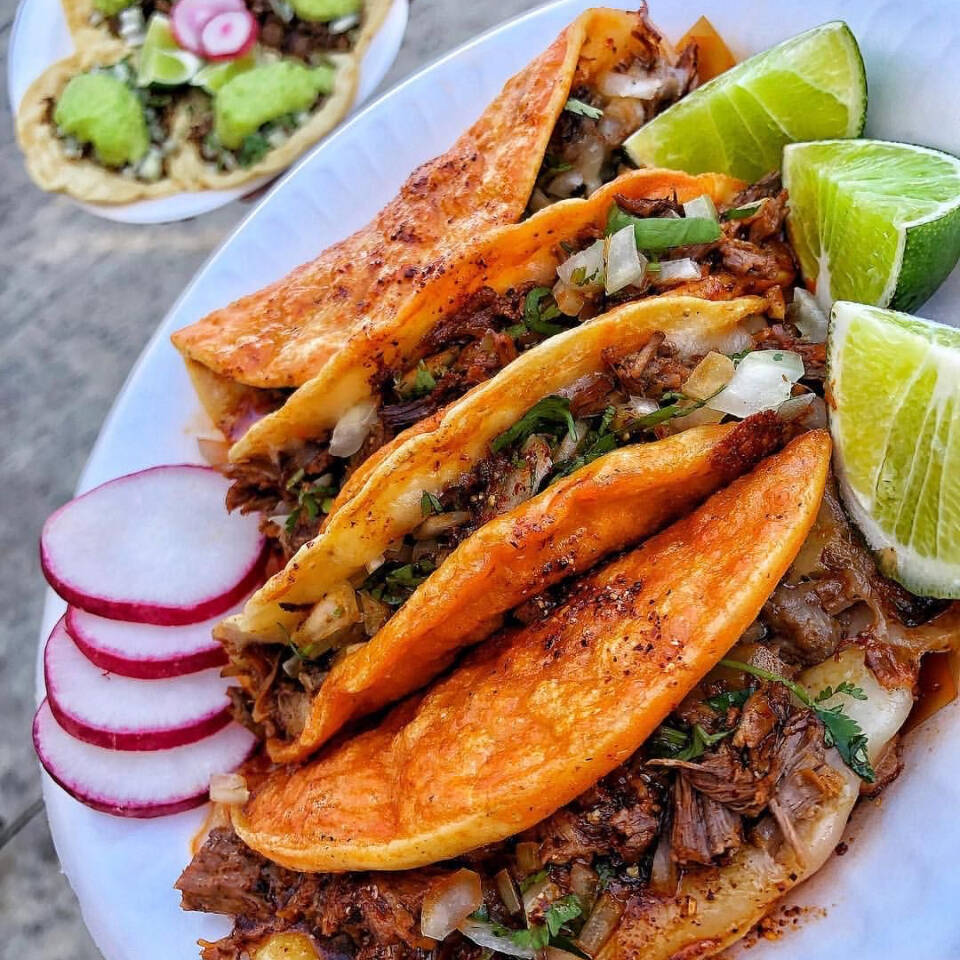 Taco Dorado de Costilla
