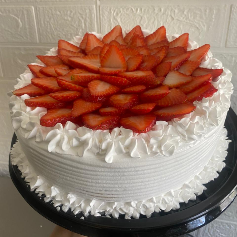 Pastel de Fresas Grande
