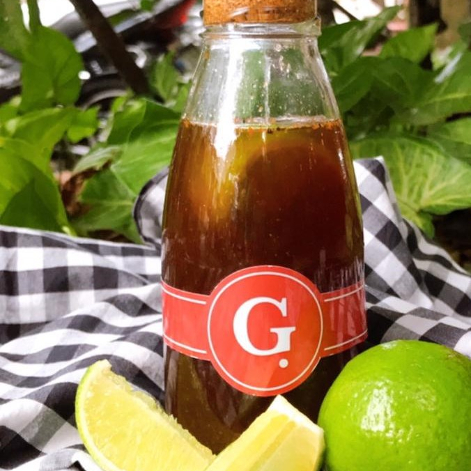 300ml- Vodka, 2 caldos de carne temperado e limao