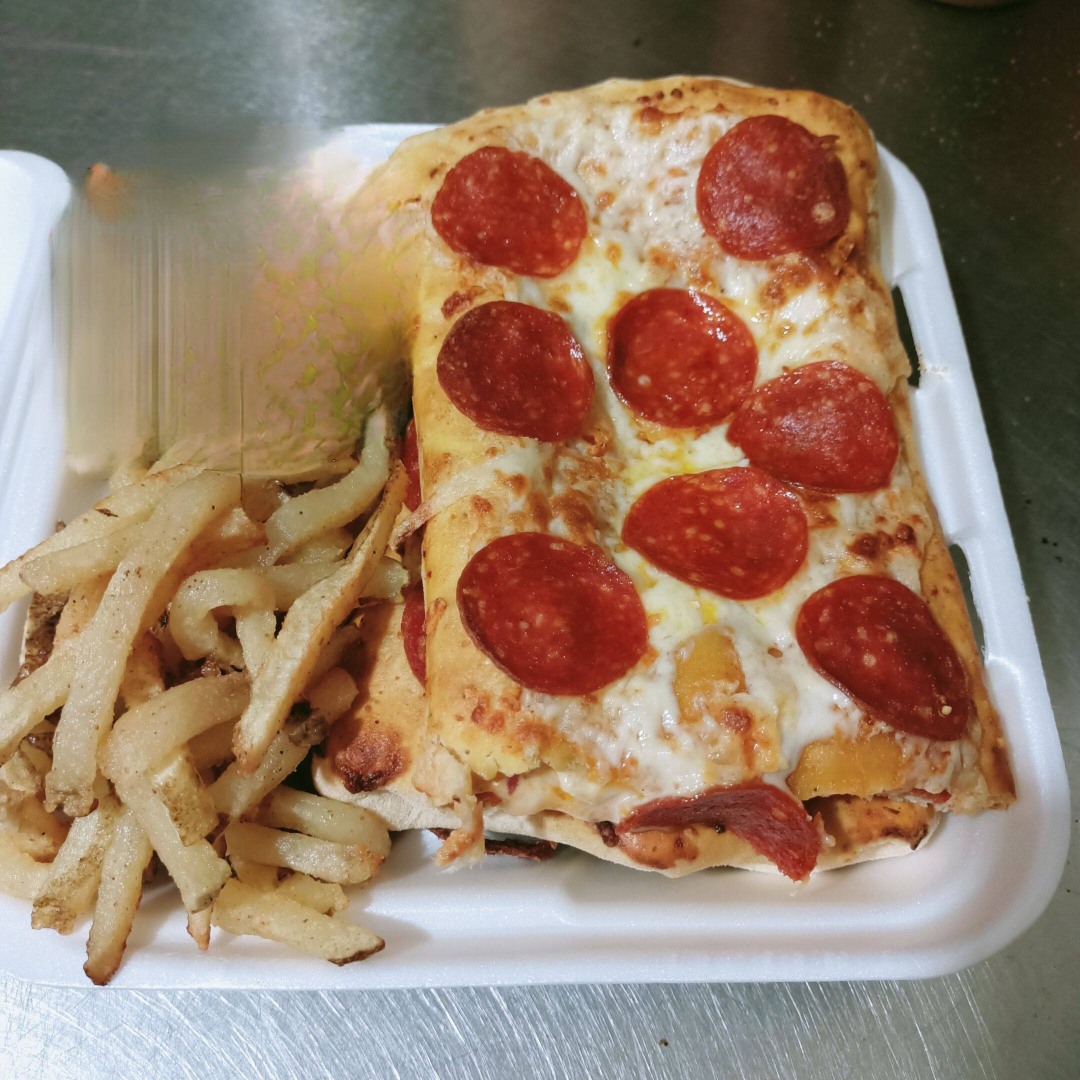 CHICKEN PEPPERONI BAKE+ PAPAS FRITAS