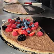 Crepa NUTELLA y Frutos Rojos.