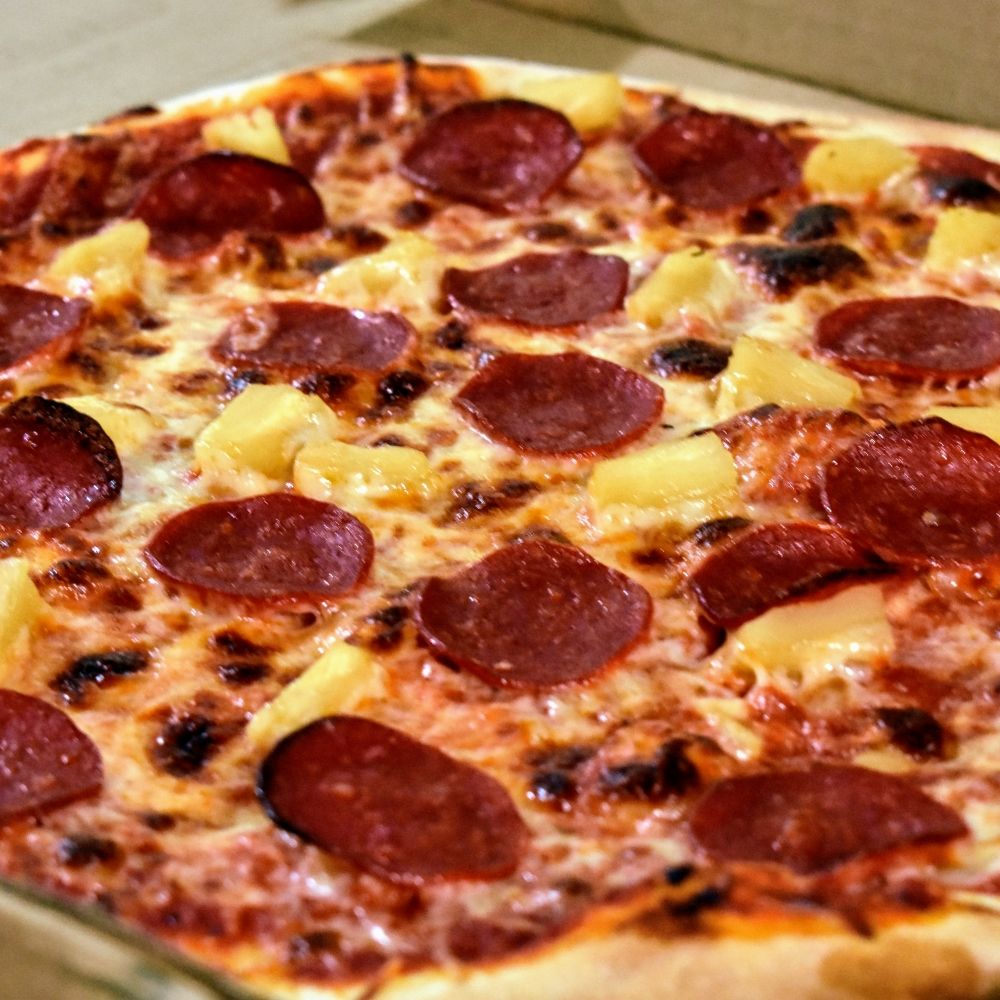 Pepperoni con Piña