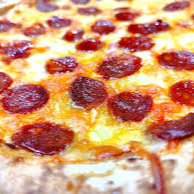 Pizza de Salchicha Para Asar Roja
