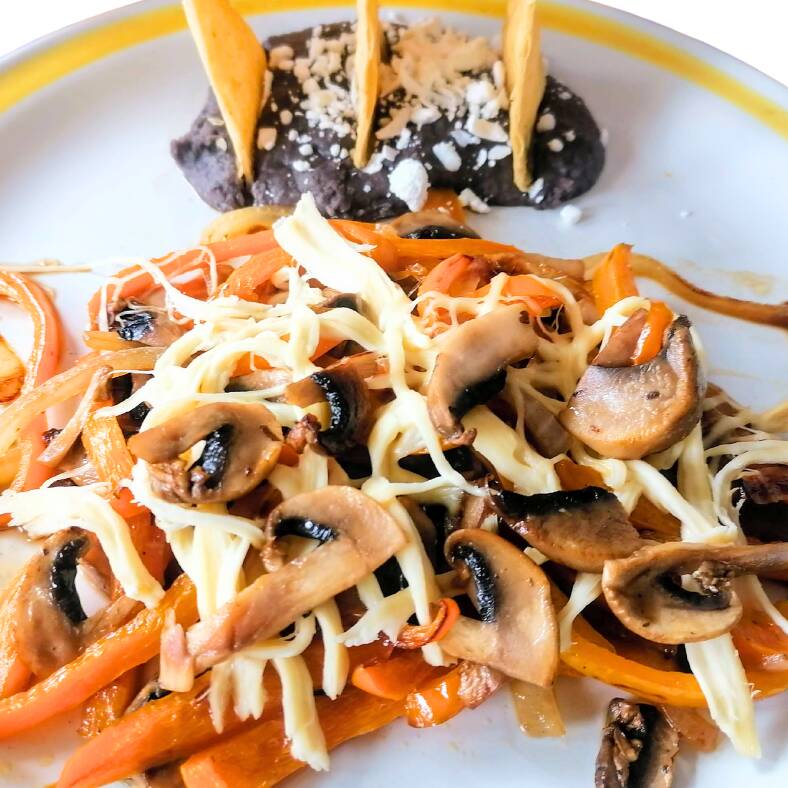 Alambre Vegetariano (Champiñones)