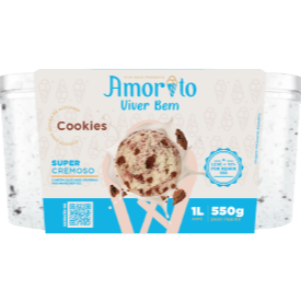 Sorvete sabor chocolate branco com cookies.