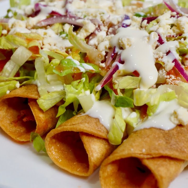 Tacos Dorados 4 pzas