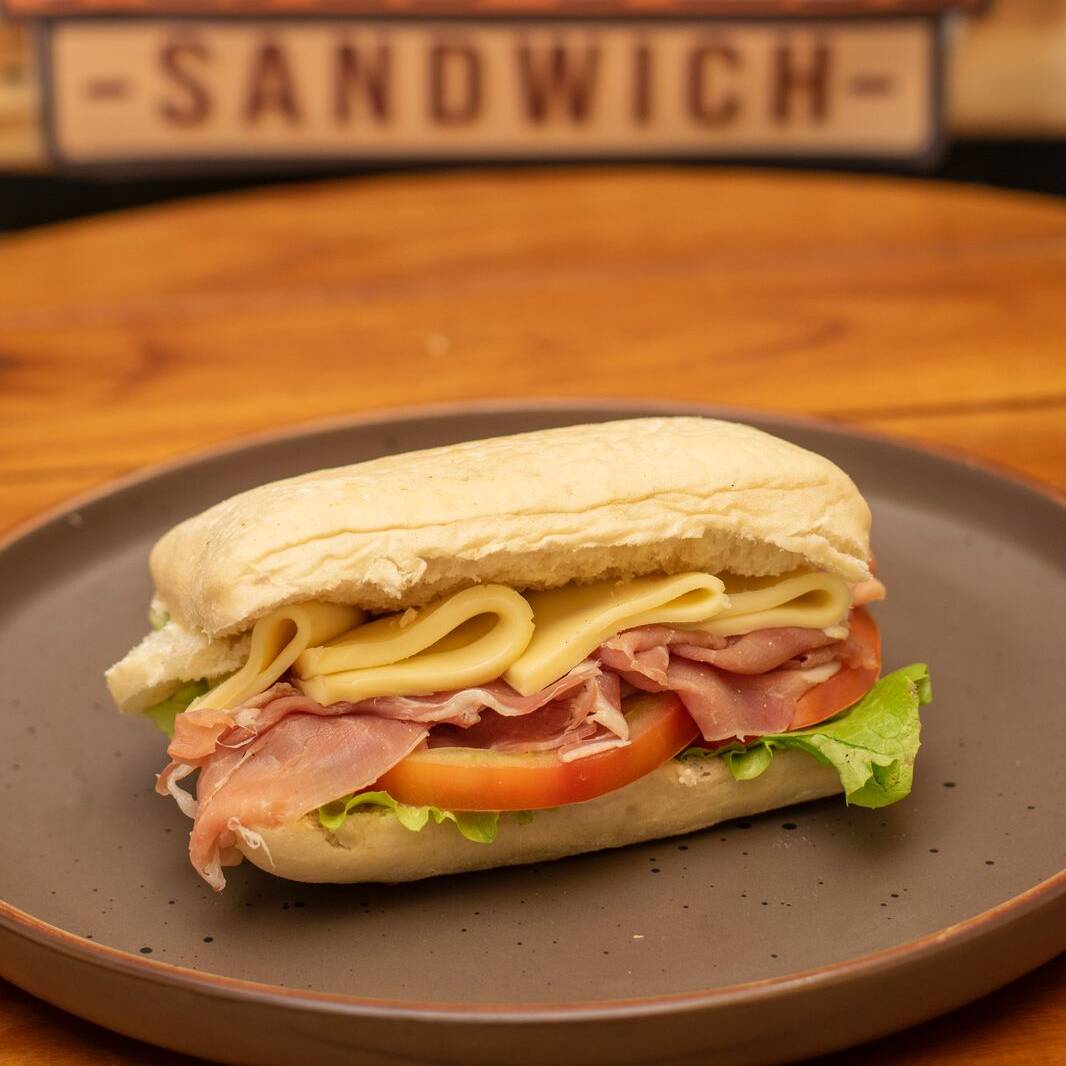 Sándwich de Jamón Serrano