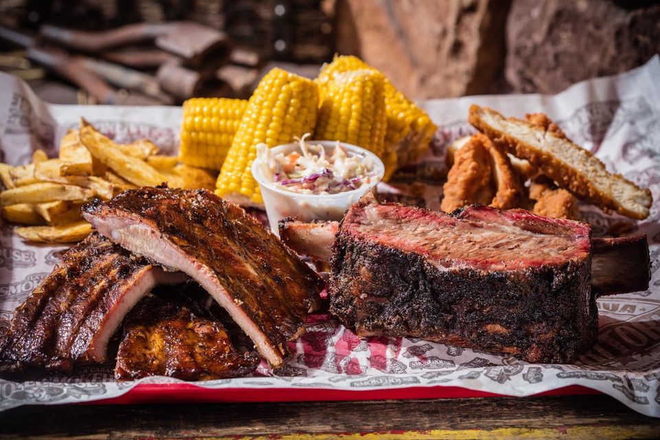 La Cabaña Smokehouse (San Felipe)