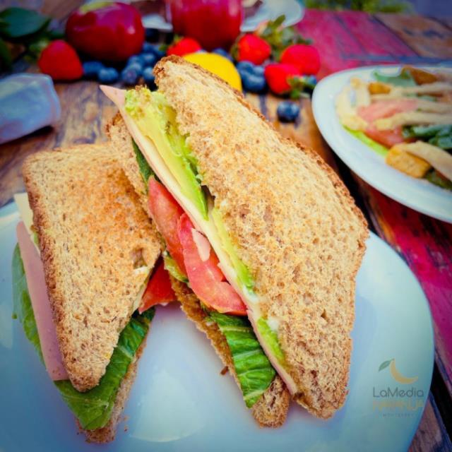 CLASSIC SANDWICH