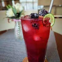 Limonada de Frutos Rojos.