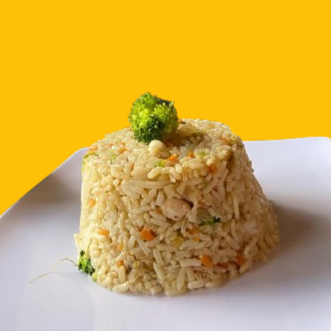 Arroz Yakimeshi Mixto de Res y Pollo
