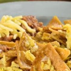 HUEVO REVUELTO CON TORTILLA