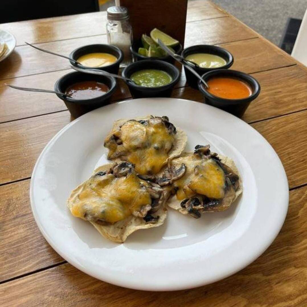 Orden de 3 Volcanes de Champiñon