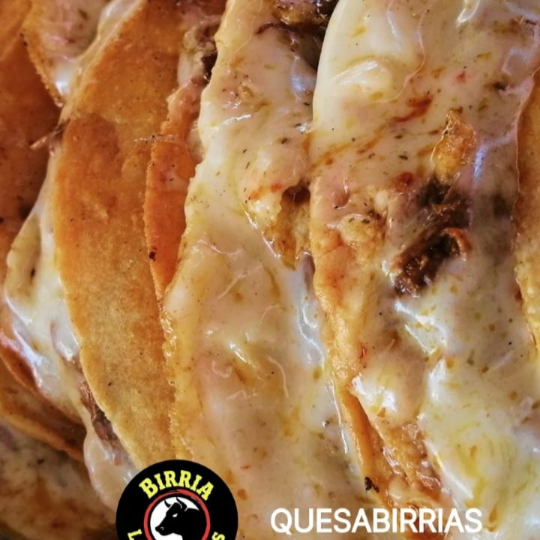 Quesabirria de Maíz