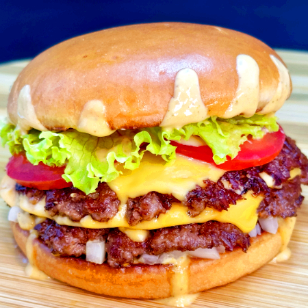Combo 1 Doble Cheeseburger + 1 Papitas +1COCA-COLA