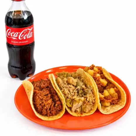 3 Tacos + Bebida
