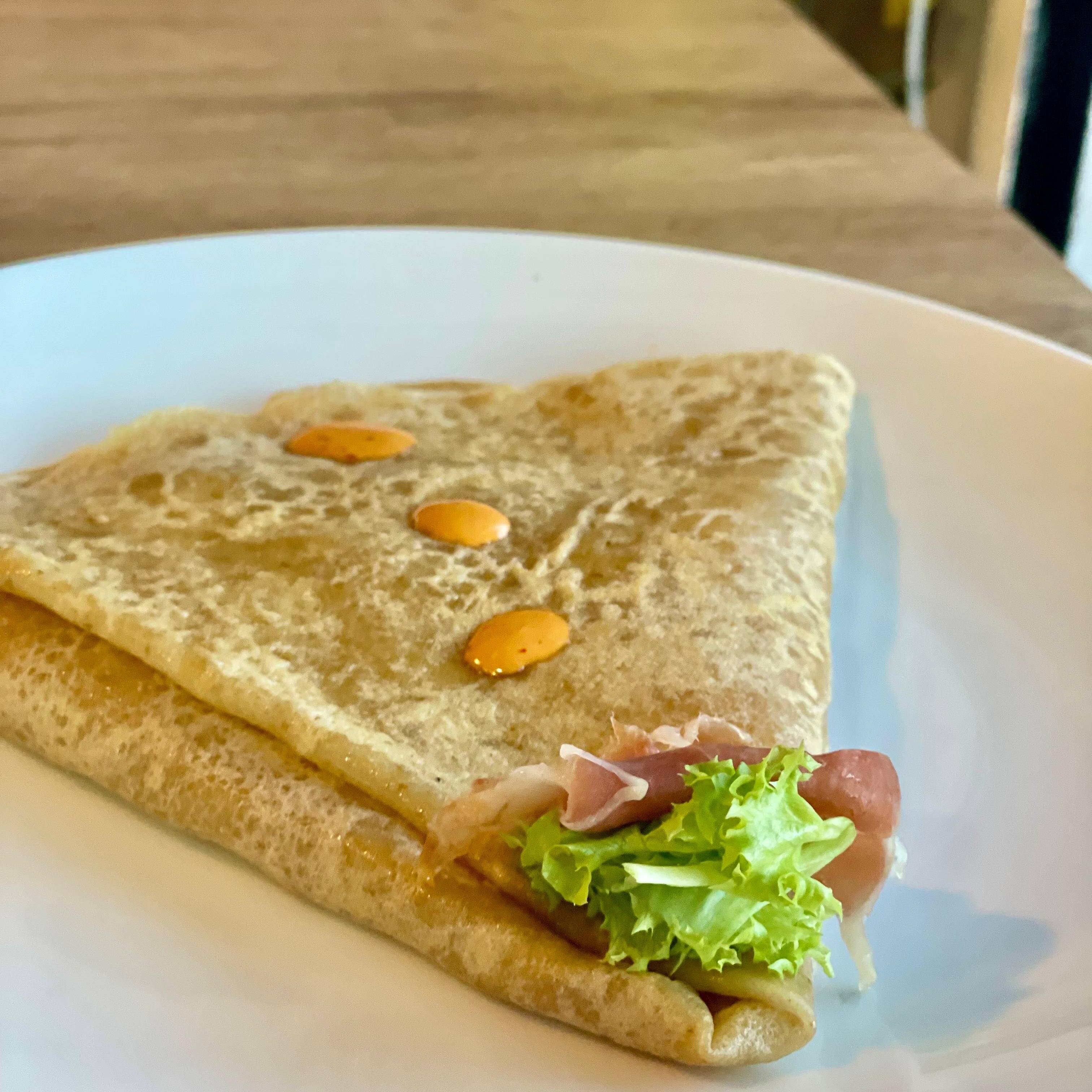 Crepa Manchego y Jamón Serrano